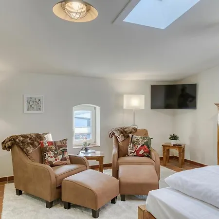 Pur! Exklusive In Historischer Poststation Bornkrug Apartment *